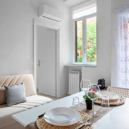 City Life Sweet Home - Fiera, Duomo Milan Bagian luar foto